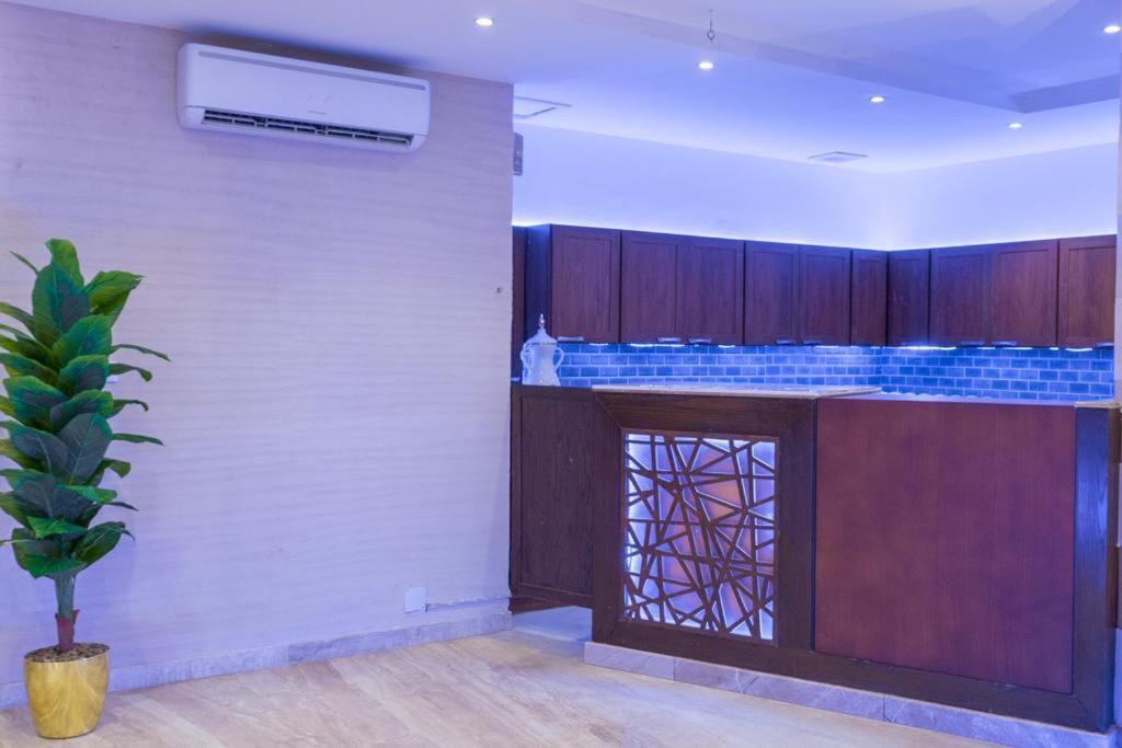 شاها 3 Apartment Рияд Екстериор снимка