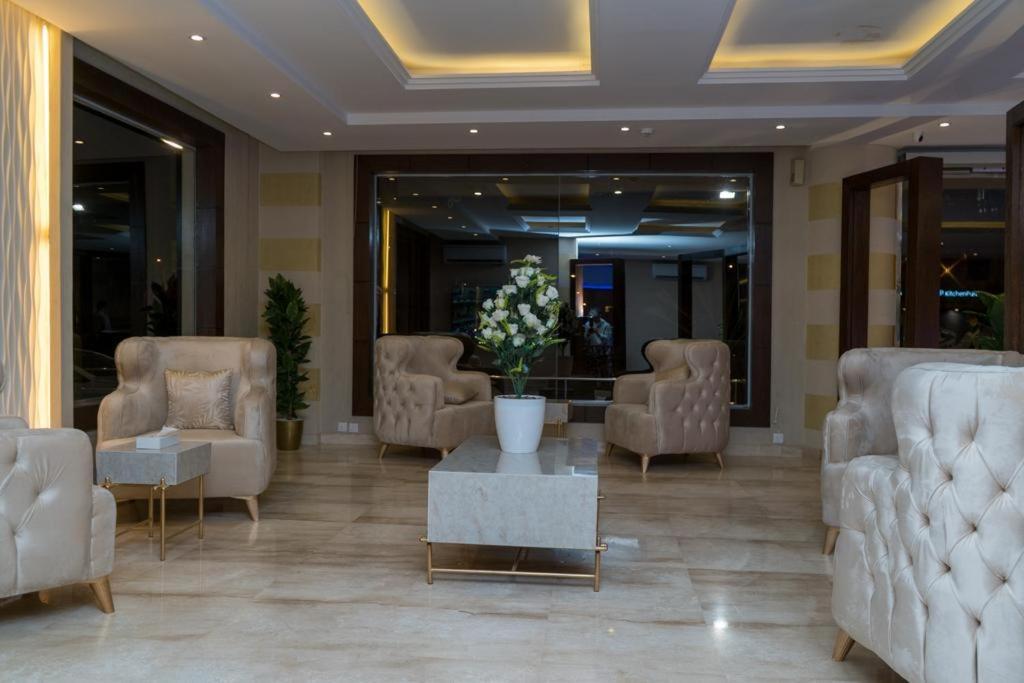 شاها 3 Apartment Рияд Екстериор снимка